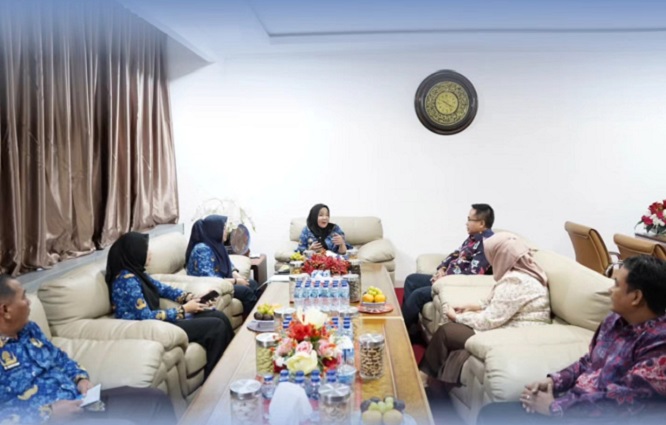 Wali-Kota-Eva-Dwiana-Terima-Audiensi-KPP-Pratama