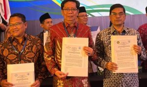 Penandatanganan-MoU-dan-PKS-PERADI-Profesional-8-edited